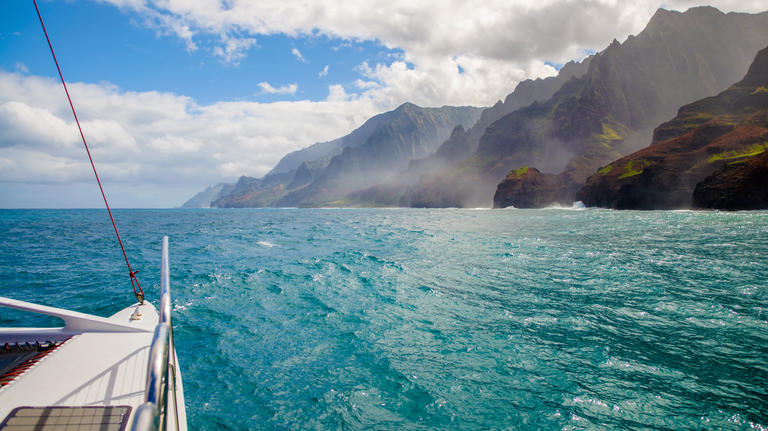 Yachting on Hawaii